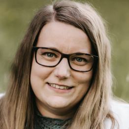 Porträtfoto von Laura Schlösser
