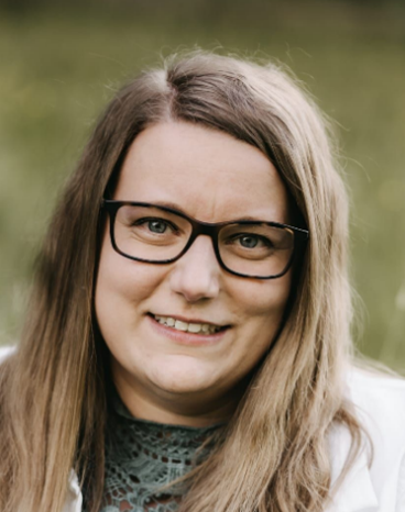 Porträtfoto von Laura Schlösser