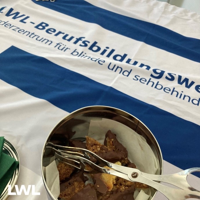 Mitgebrachte Nussecken aus dem BBW (vergrößerte Bildansicht wird geöffnet)