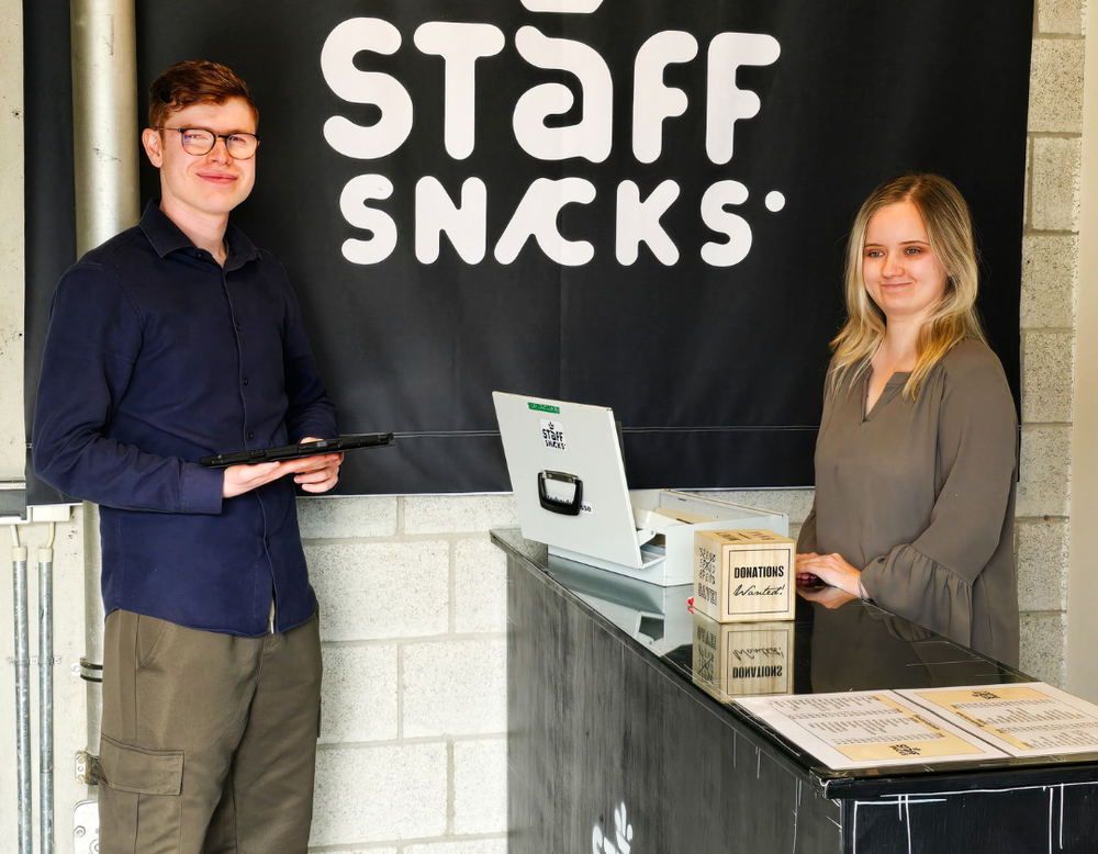 Der Kiosk mit zwei Personen