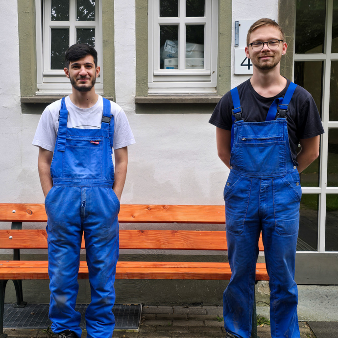 neue Bank (vergrößerte Bildansicht wird geöffnet)